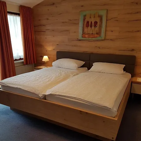 Hotel Garni Fuhrhop-2